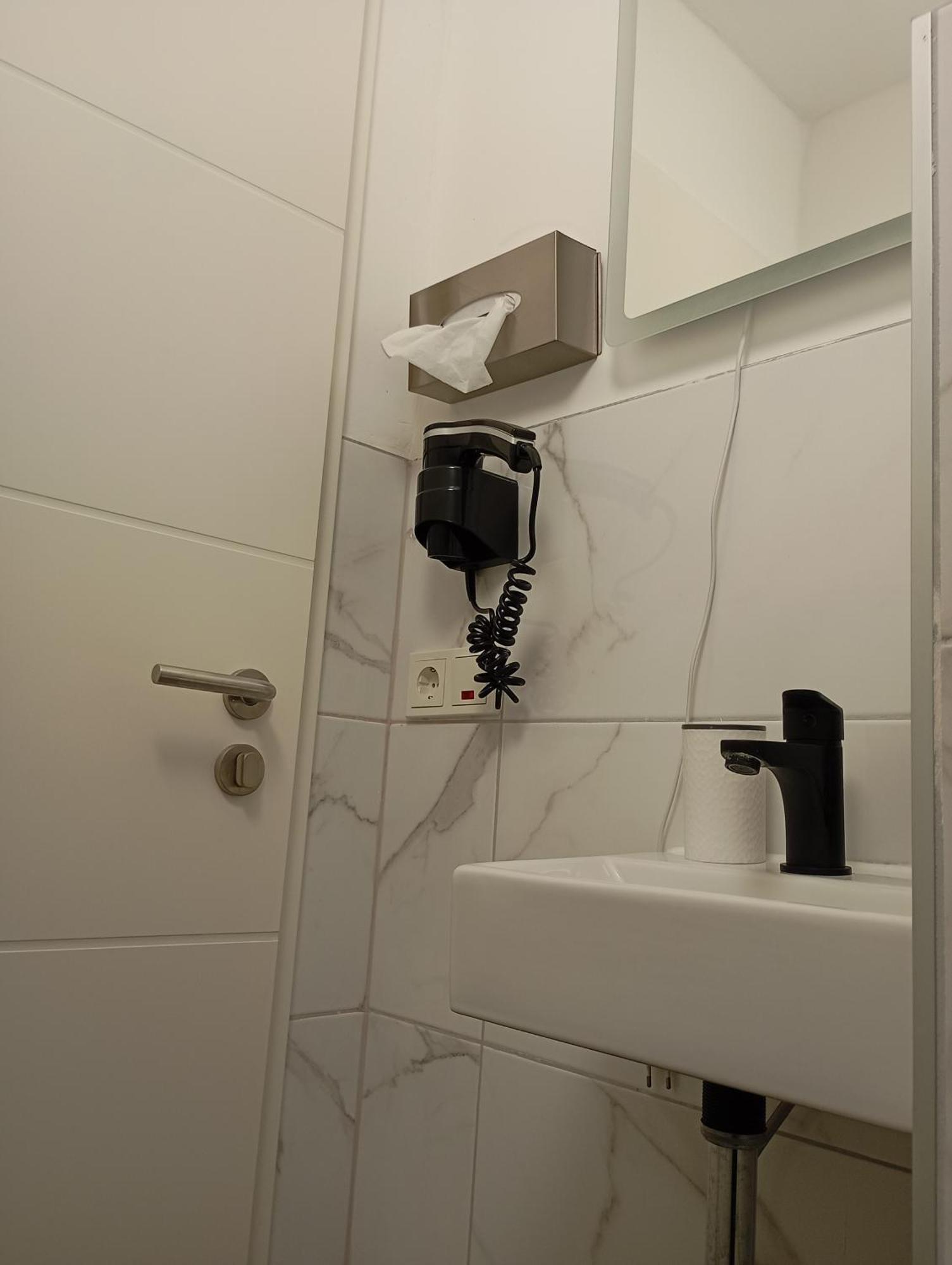 קלן Niehler Hotel מראה חיצוני תמונה