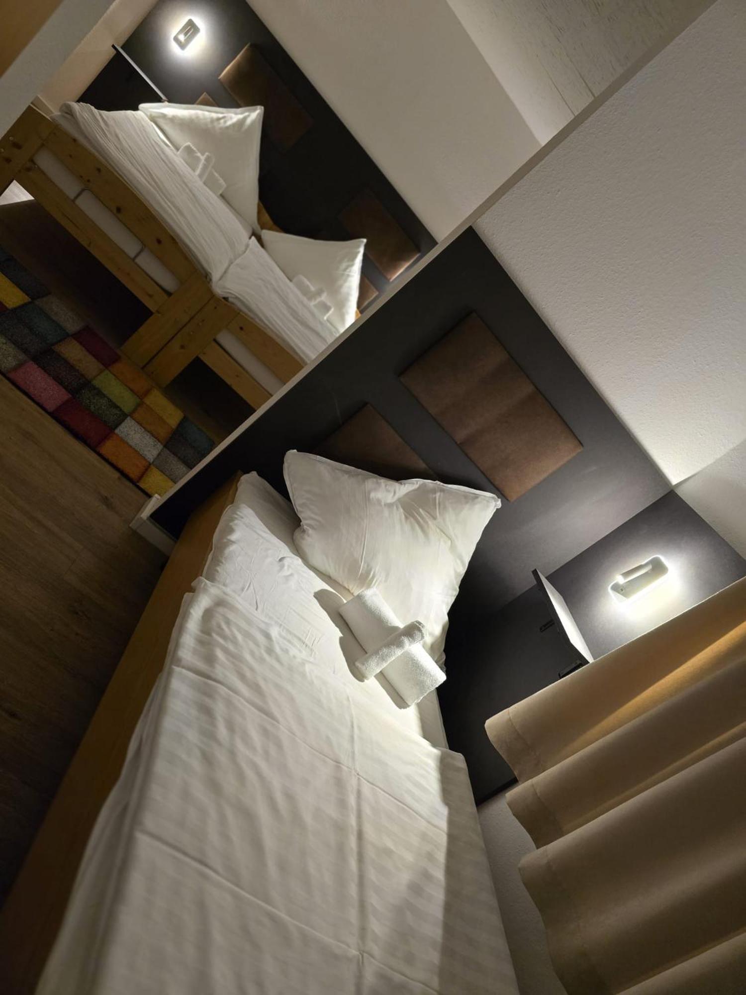 קלן Niehler Hotel מראה חיצוני תמונה